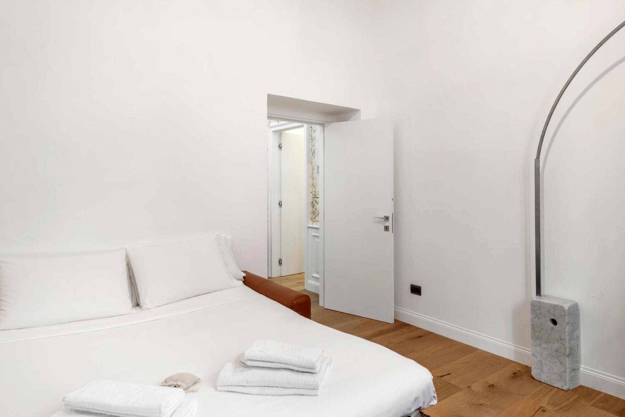 Urbannest Apartment Roma Ngoại thất bức ảnh